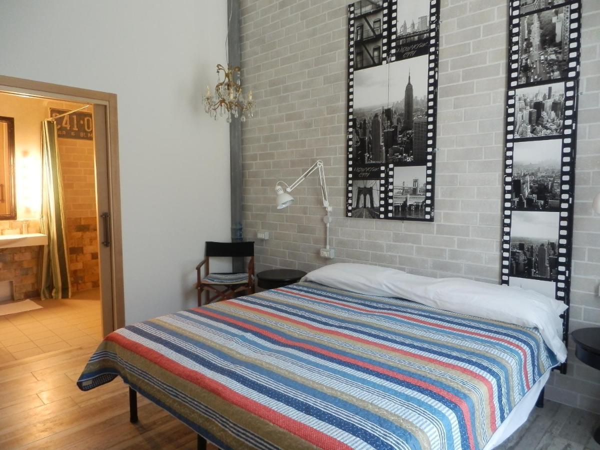 Bed and Breakfast Bb Sharingloft Sirmione Exterior foto